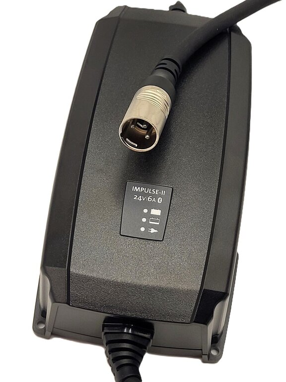 Victron Energy Impulse-II Smart 24/6 IP44 mit XLR-Stecker