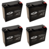 Vier identische, quaderförmige Batterien mit schwarzem Gehäuse und abgerundeten Kanten stehen in einem Rastermuster. Jede Batterie trägt ein ovales, silberfarbenes Etikett mit der Aufschrift 'LP' sowie weitere technische Angaben und Symbole. Die Pole sind oben angebracht, wobei jeweils ein roter und ein schwarzer Anschluss sichtbar sind. Die Batterien stehen aufrecht und sind gleichmäßig angeordnet.